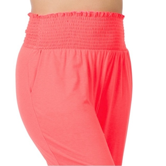 New!Plus Size Spring Bright Coral Smocked Waist Pocket Pants Sizes 1X 2X 3X - Picture 2 of 4